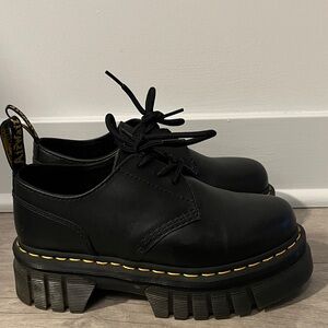 Dr. Martens Platform Shoe, Size 6